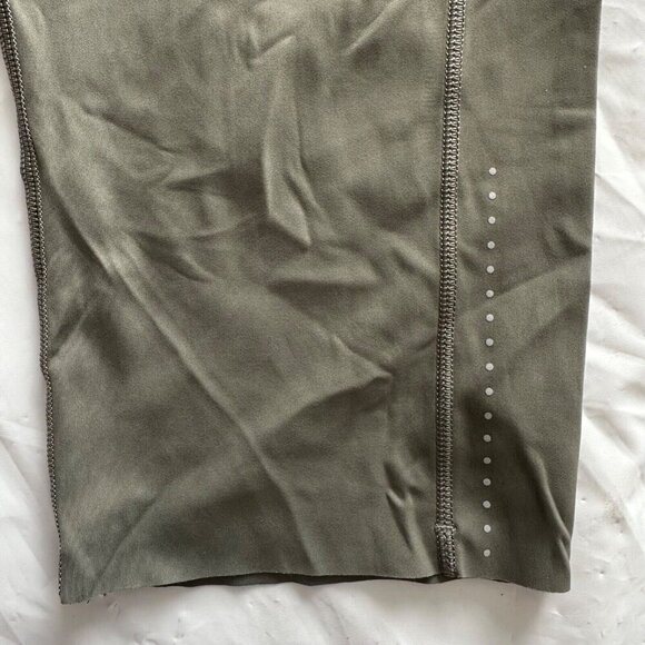 Lululemon Align High-Rise Crop Leggings 19" Women's Sz 12 Green Twill Nulu Yoga - Picture 6 of 12